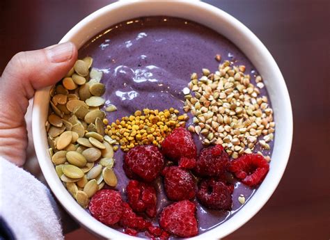 5 Magic Ingredient Combinations for Wholesome Breakfast Bowls